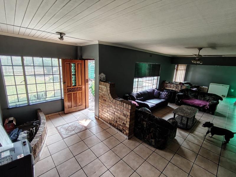 4 Bedroom Property for Sale in Roodia Free State